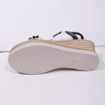 Women's floral wedge sandals - Image 19