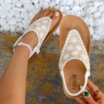 Ladies small flower student sandals - Image 16