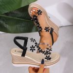 Women's floral wedge sandals - Image 16