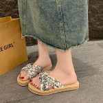 Bohemian style women's beach shoes - Image 12